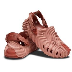 Crocs Pollex Salehe Bembury Kumata Pink Clogs